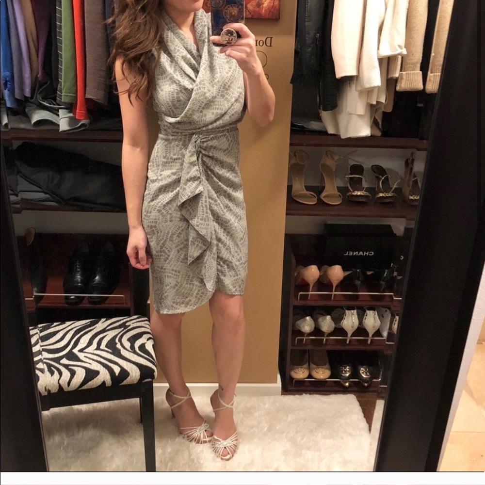 Sold Pretty gray and white dress